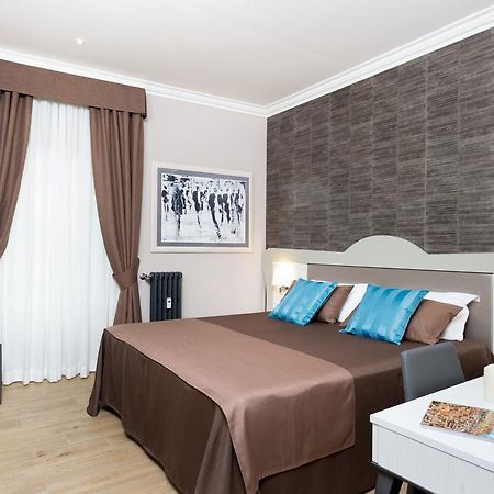 Vico Rooms And Terrace Rome Bilik gambar