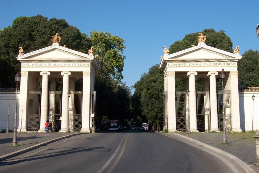 Vico Rooms And Terrace Rome Luaran gambar